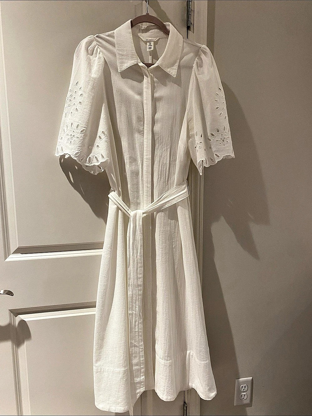 H&M MAMA / MATERNITÉ Eyelet Sleeve Midi Dress in White Size S